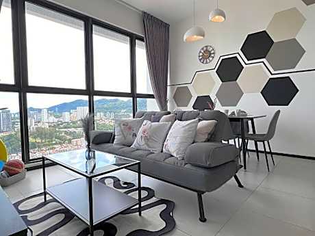 Georgetown Urban Family & Baby-Friendly Home with Skypool Seaview