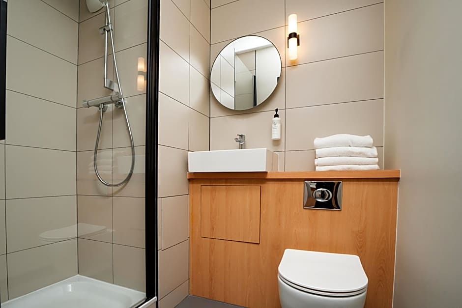 easyHotel Nice Palais des Congrès  Old Town