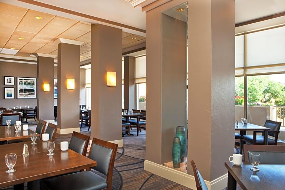 Hilton Kansas City Country Club Plaza