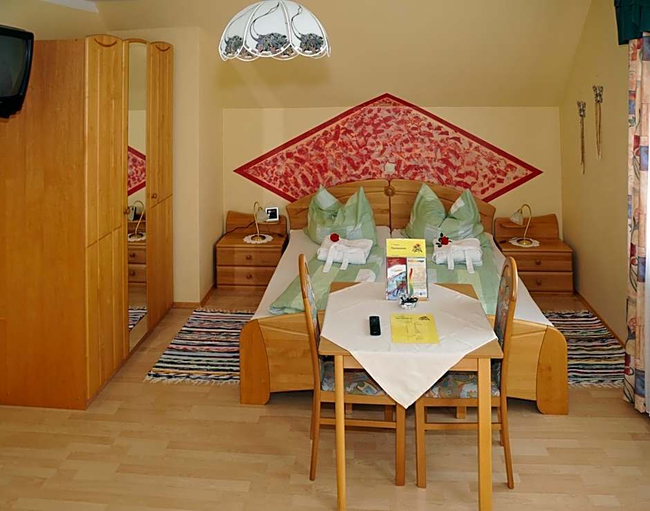 Pension Thermensonne