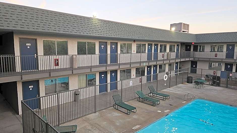 Motel 6-Blythe, CA