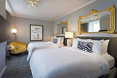 Junior Suite with Two Queen Beds and Sofa Bed