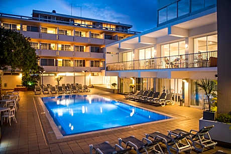 Hotel Londres Estoril / Cascais