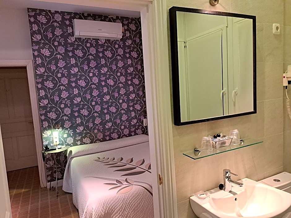 Hotel Atalaya- FREE PARKING GRATUITO