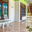Hotel O Sengon Kostel Syariah