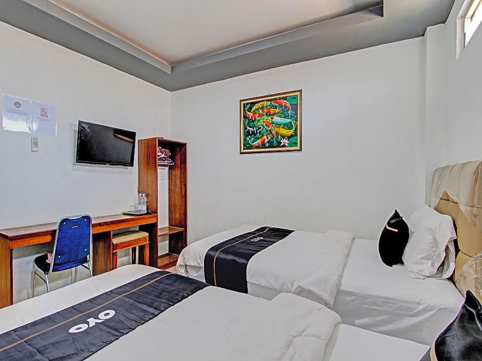 Capital O 92819 Pm Indah Hotel