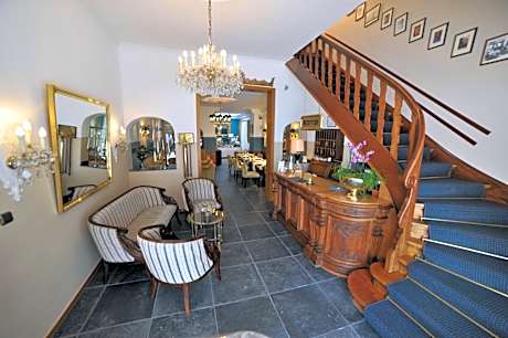 Hotel Rheinischer Hof