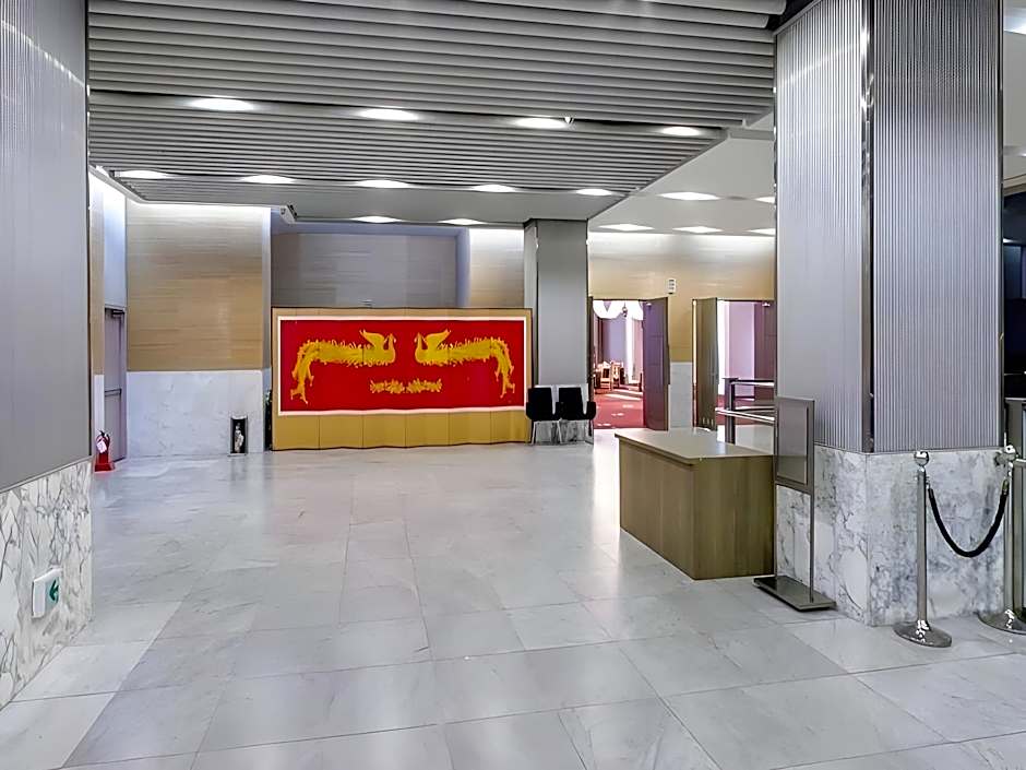 Gumi Century Hotel