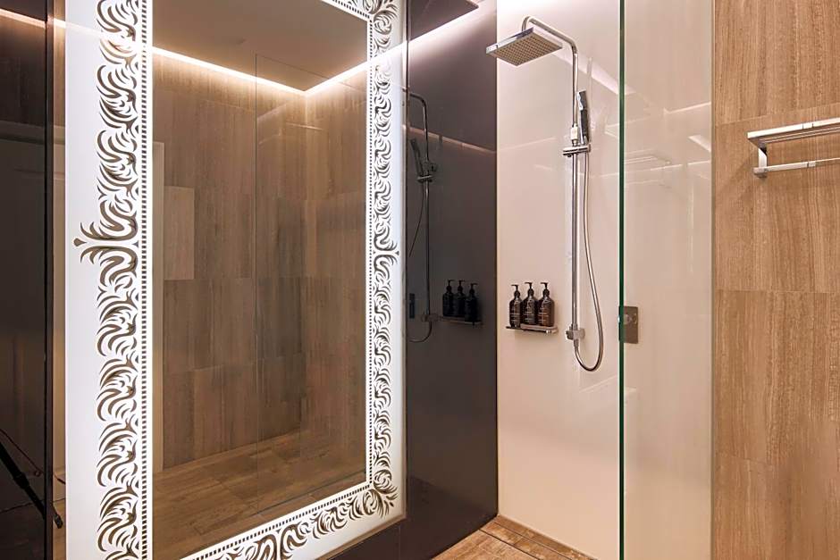 The Inchcolm by Ovolo