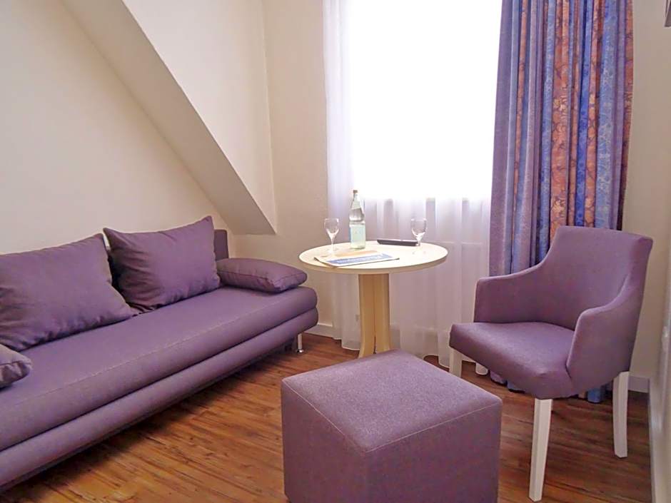 Landhotel Alte Schule - Hotel Garni