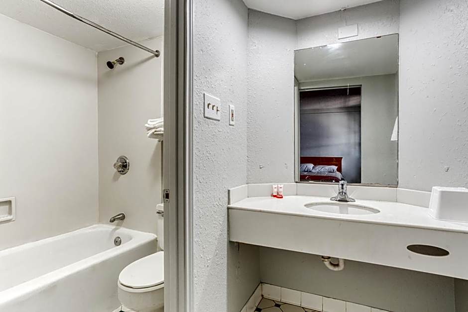 SUNSET INN Oklahoma City