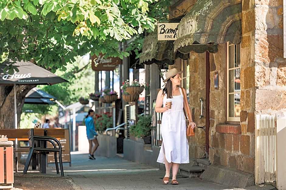 The Manna, Ascend Hotel Collection