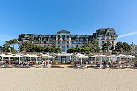 Hotel Barriere L'Hermitage