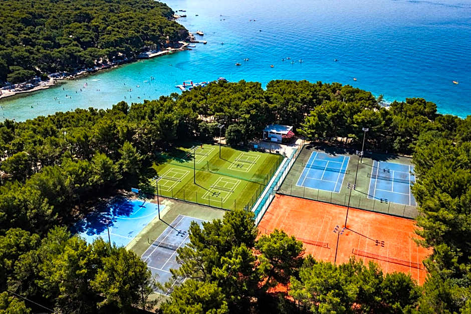 Pine Beach Bungalows all inclusive
