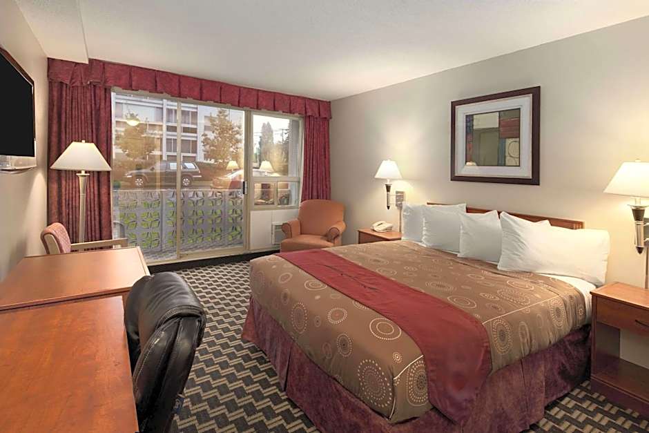 Travelodge by Wyndham Nanaimo