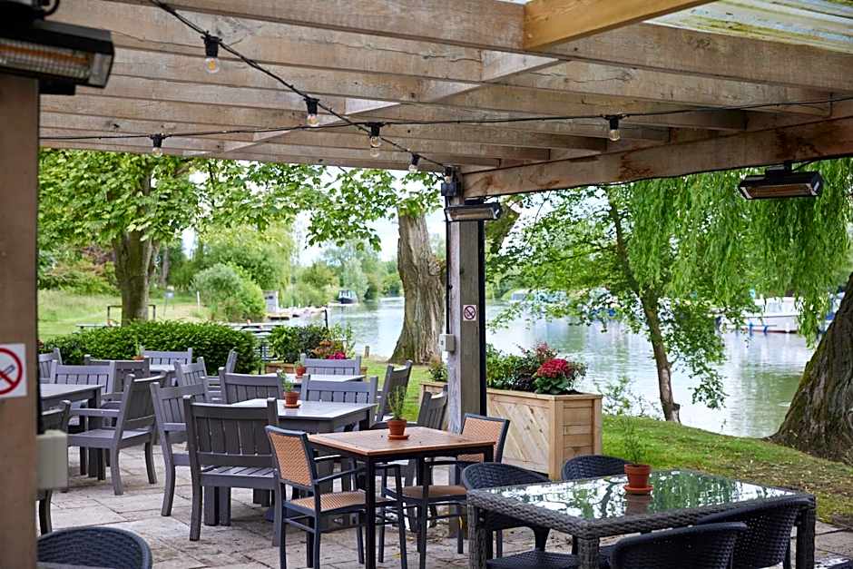 Rose Revived by Chef & Brewer Collection