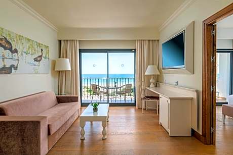 Suite with Sea View - Beach Front
