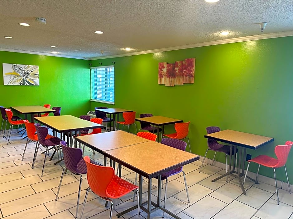La Quinta Inn & Suites by Wyndham Omaha Southwest