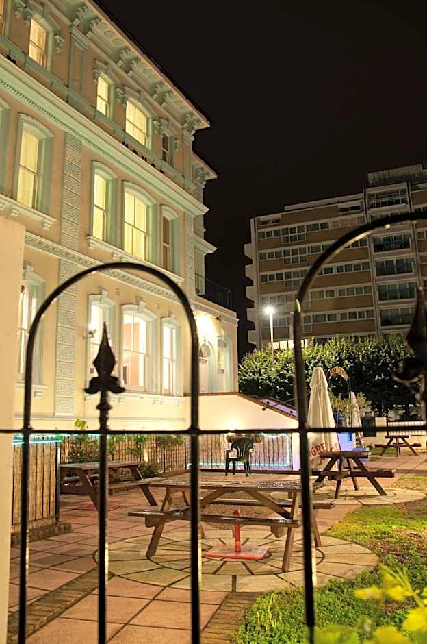 Vernon Guesthouse