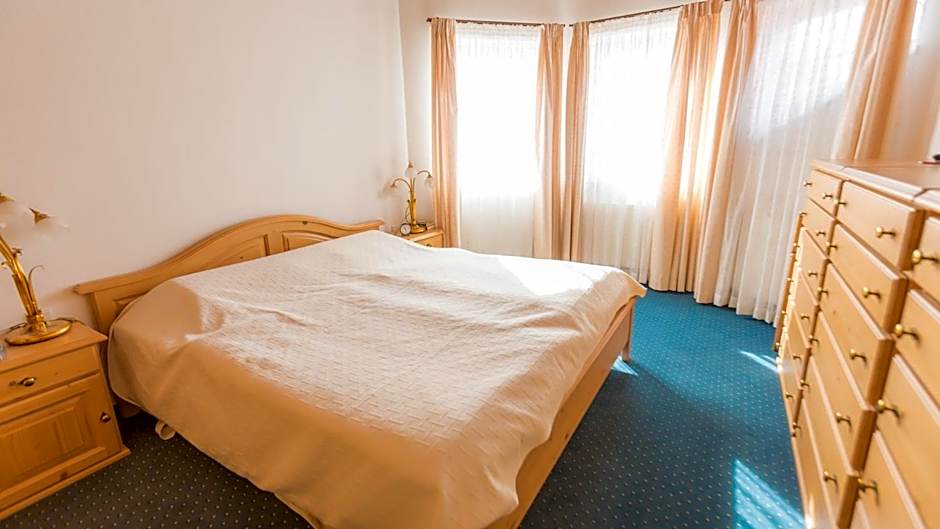 Appartement- und Wellnesshotel Charlotte - 3 Sterne Superior