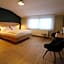 DER Hirsch Hotel
