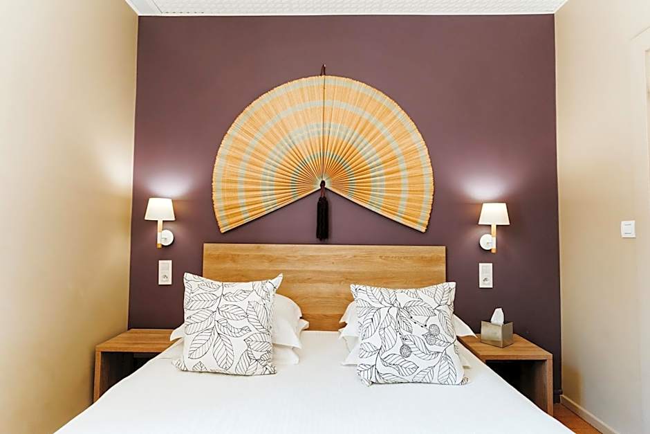 Hôtel Le Petit Castel