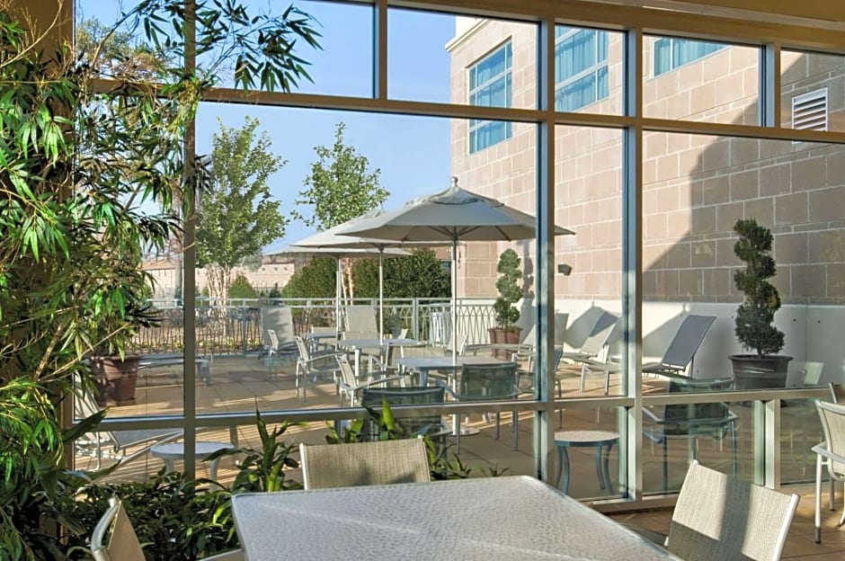 Embassy Suites By Hilton Hotel At Hampton Roads Convention Center, Va