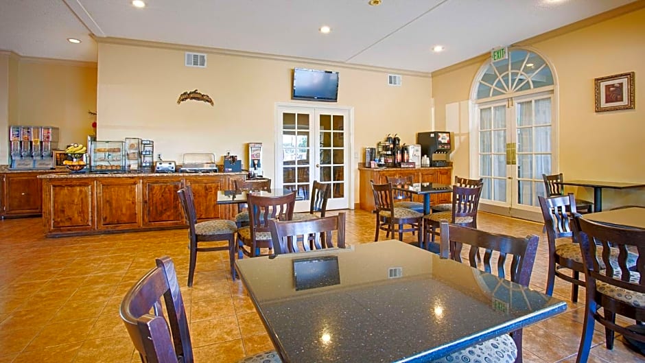 Best Western Plus Hill House