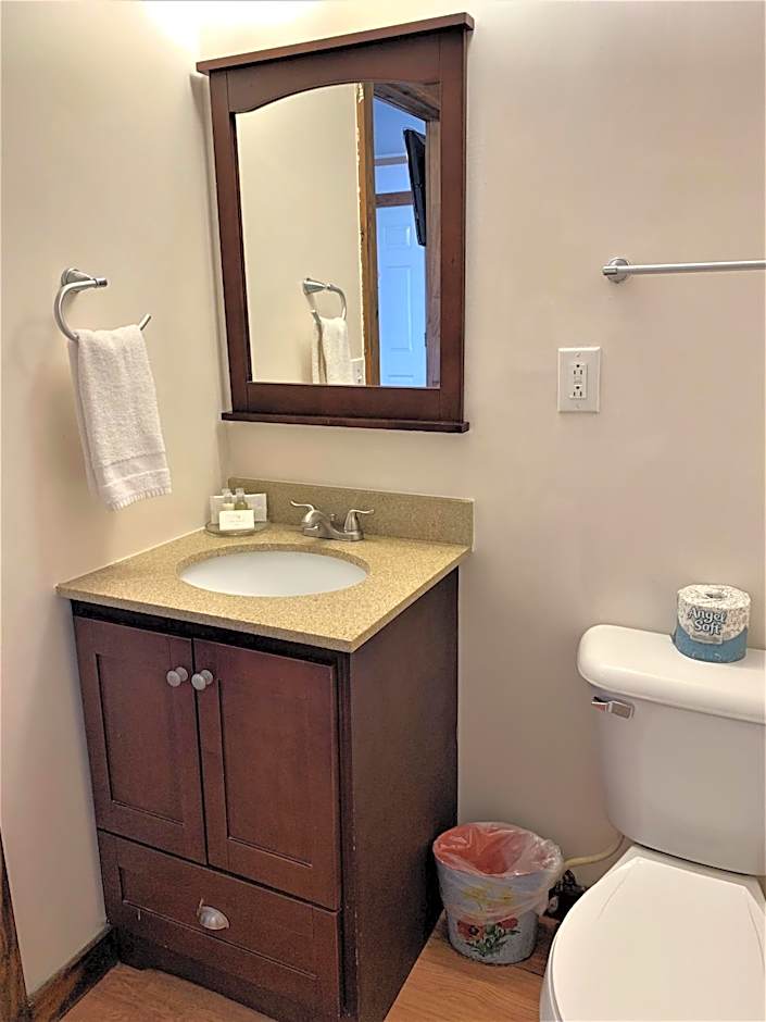 Hotel Kitsmiller on Main