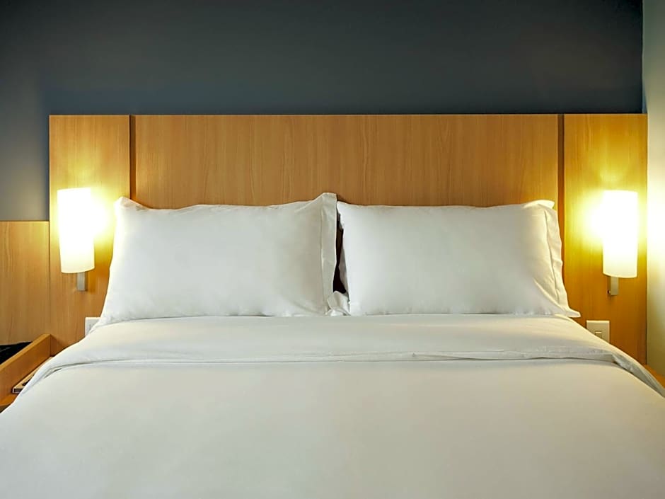 Ibis Cascavel