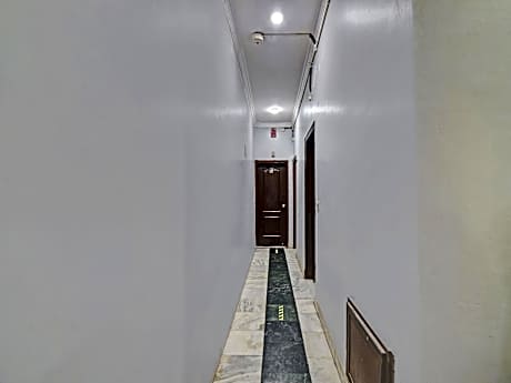 Hotel O 81340 Hotel Maanavi