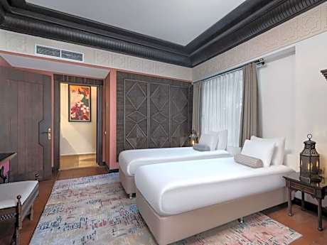 Orient Suite with Jacuzzi