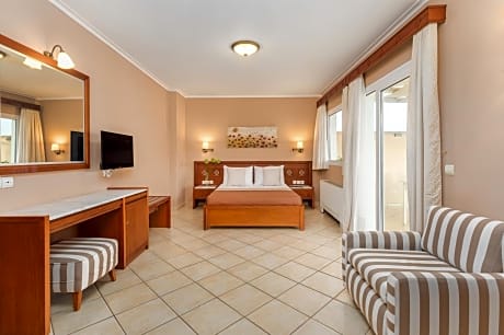 Junior Suite with Mountain View