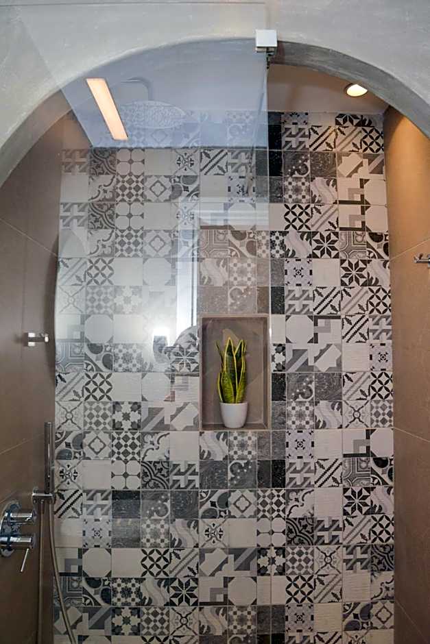 Mylopetra Milos Suites