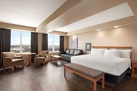 King Room with Sofa Bed - Non-Smoking