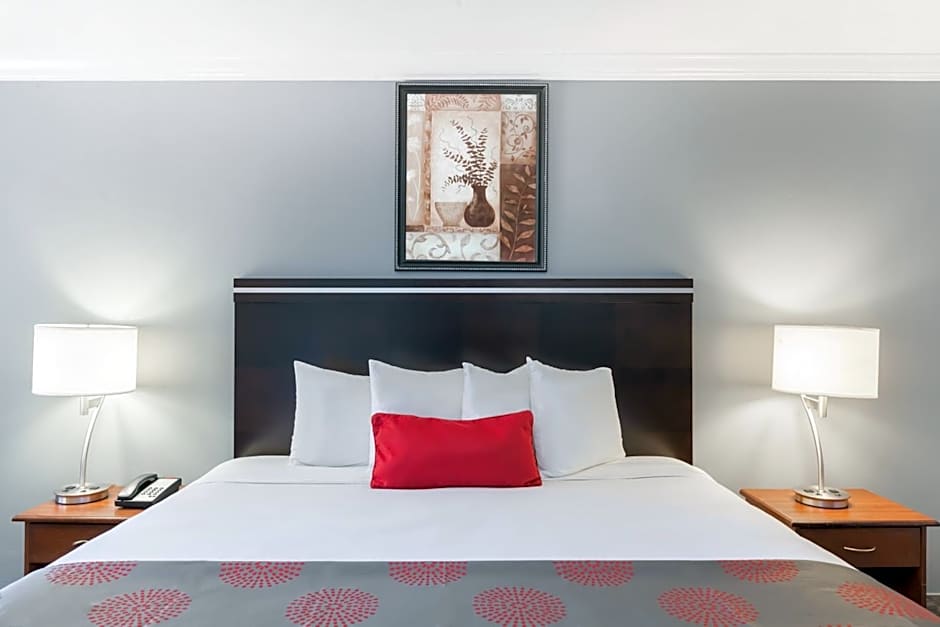 Ramada by Wyndham San Diego Poway Miramar