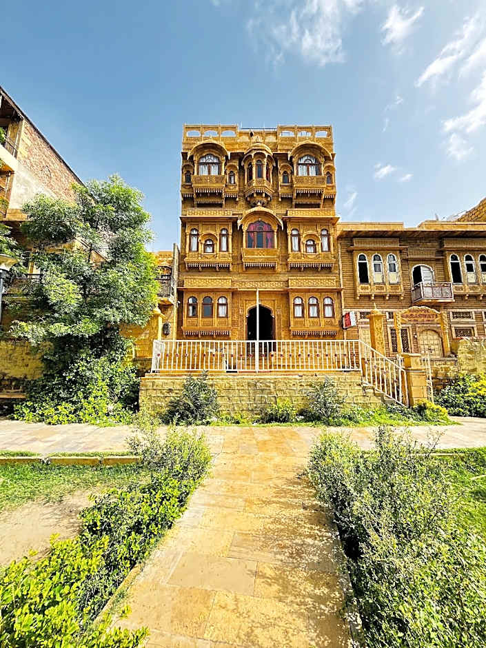 Golden Marigold Hotel