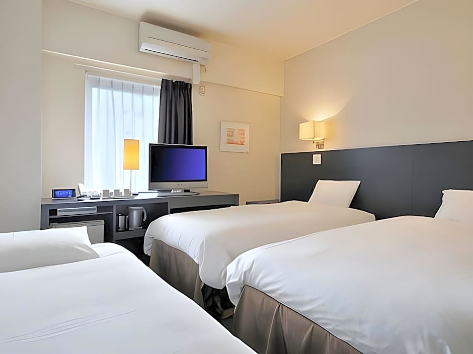 JR-EAST HOTEL METS YOKOHAMA