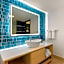 Blue - A Modern Hotel, an Ascend Collection Hotel