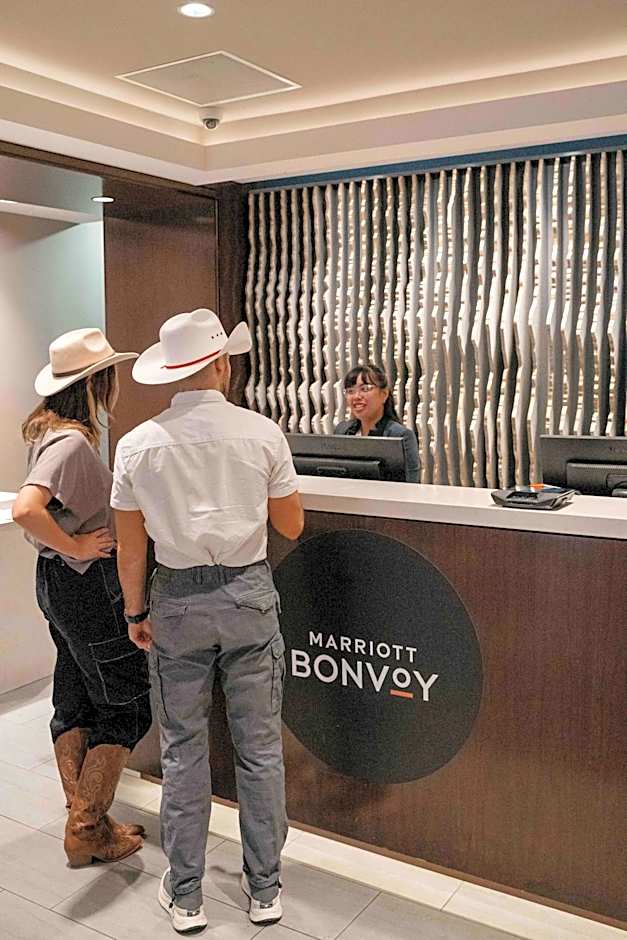 Calgary Marriott Downtown Hotel