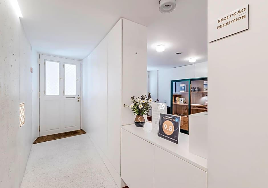 Oporto Street das Aldas - River View