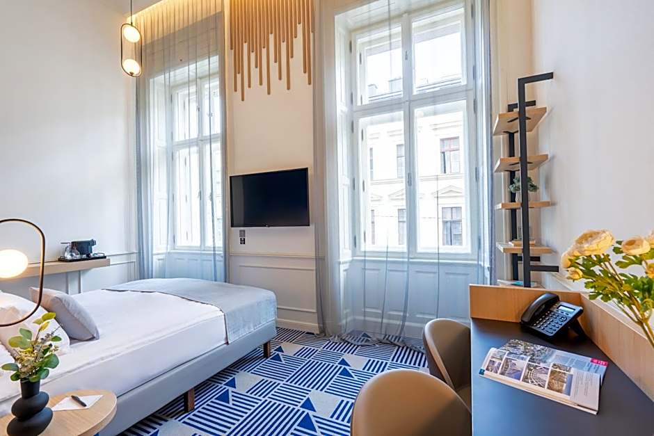 Hotel Oktogon Haggenmacher by Continental Group