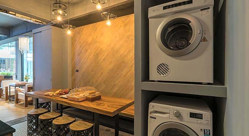 Sleep Box Patong Hostel