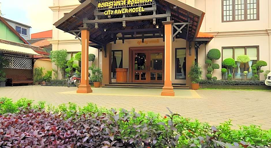 City River Hotel