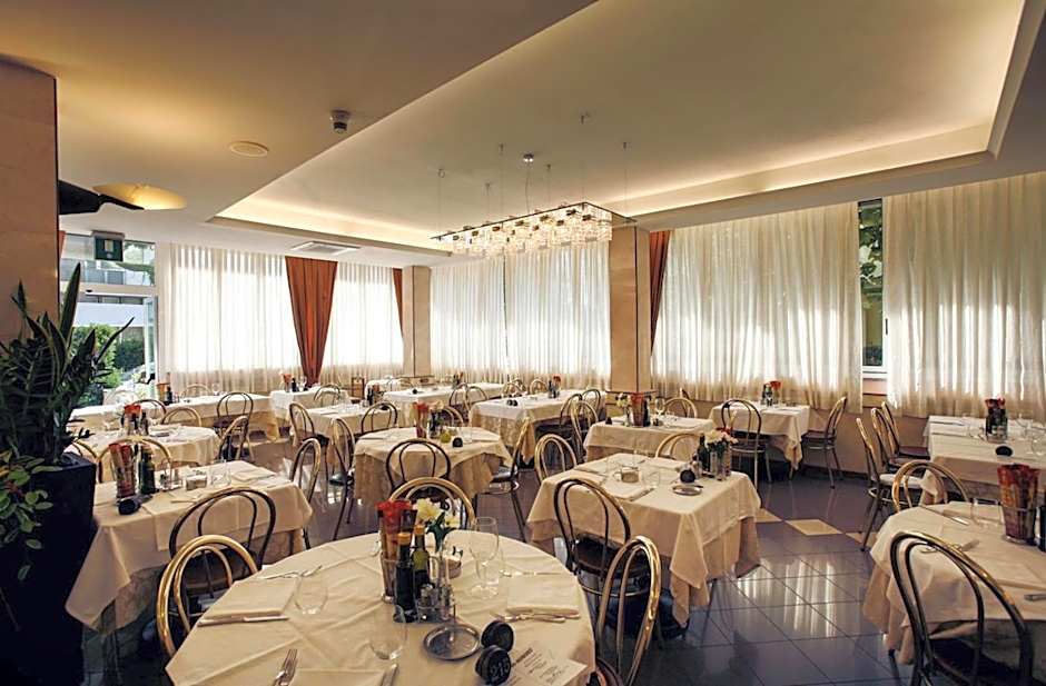 Hotel de Paris