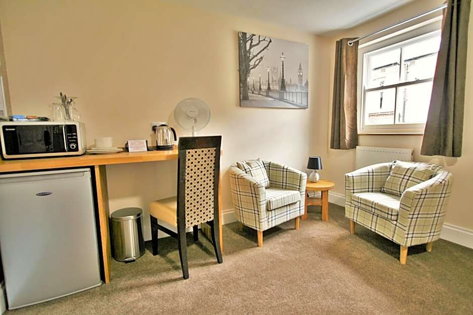 New County Hotel by RoomsBooked