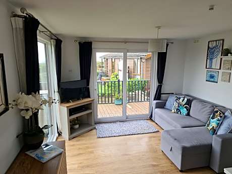 Pine Lodge @Puffin Lodges