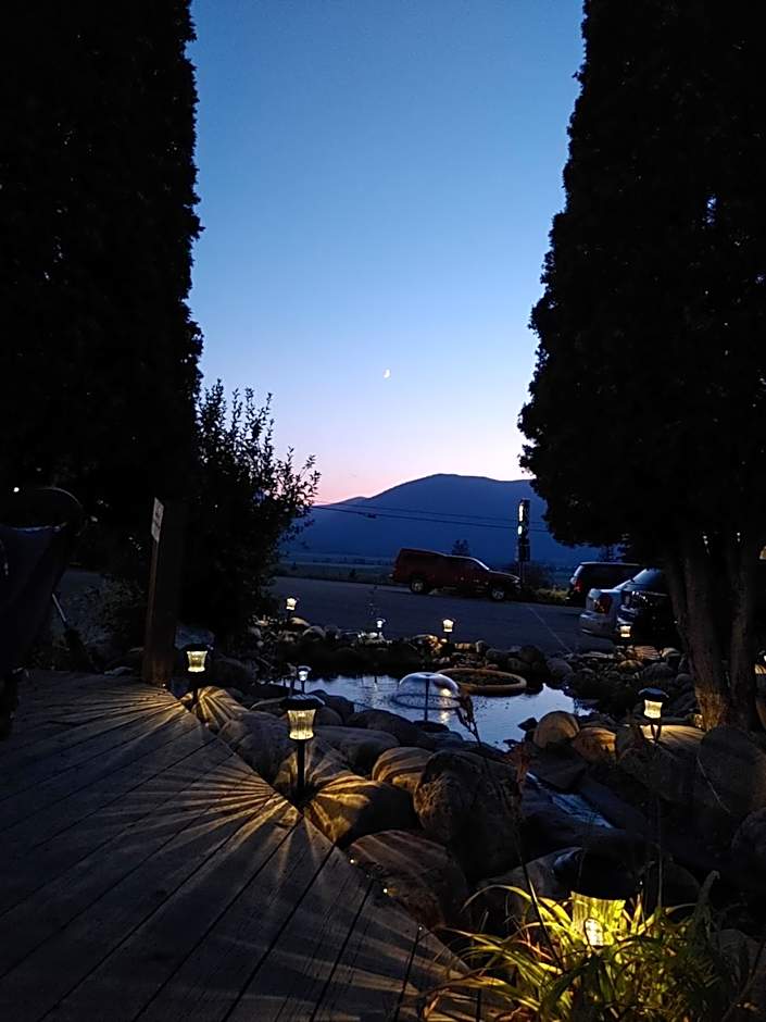 Magnuson Hotel Creston