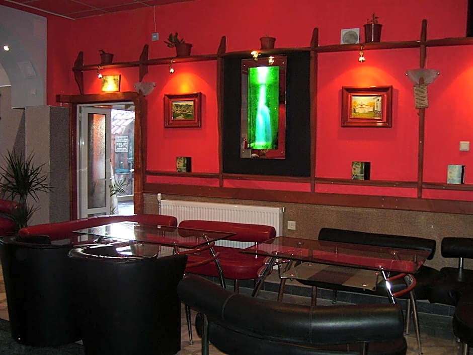 Kestenite Family Hotel