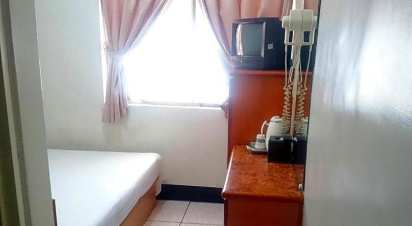 Jin Lon Hotel